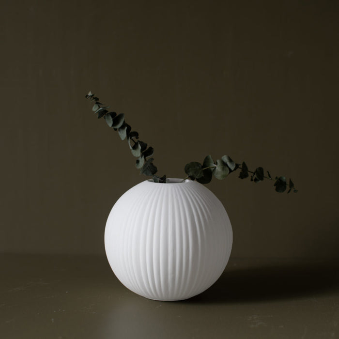 Vena Vase, Weiß