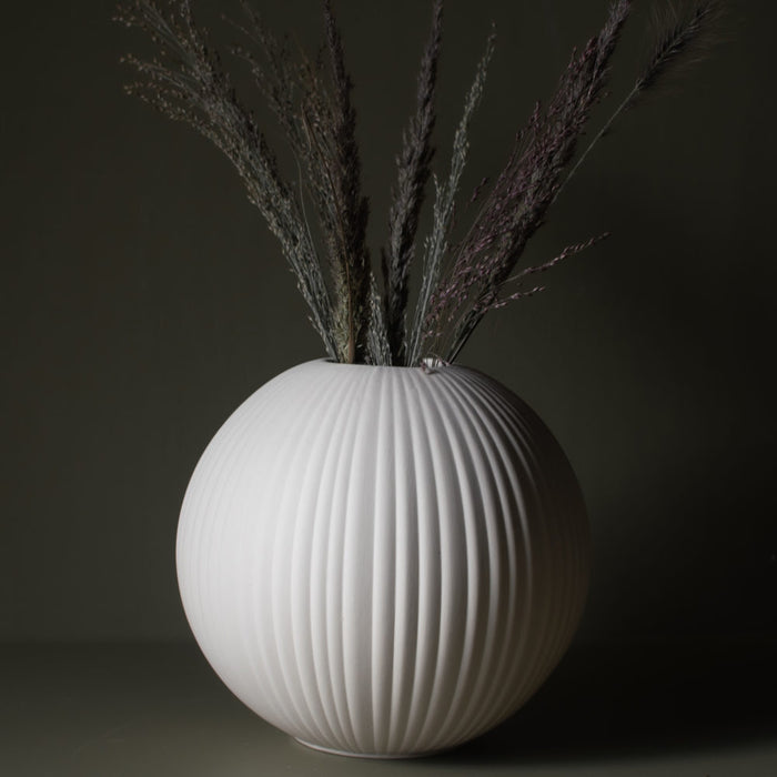 Vena Vase, Beige